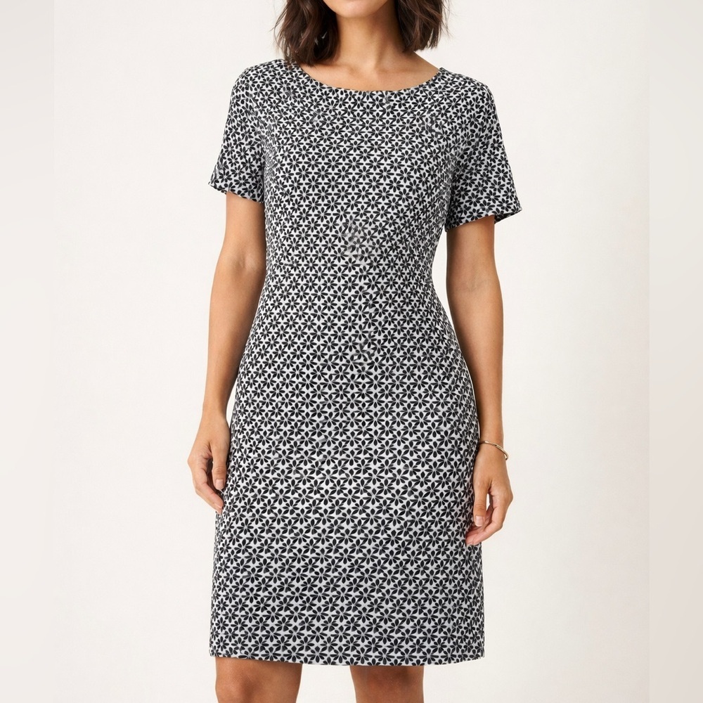 St. John Sport Black and Cream Silk Blend Dress